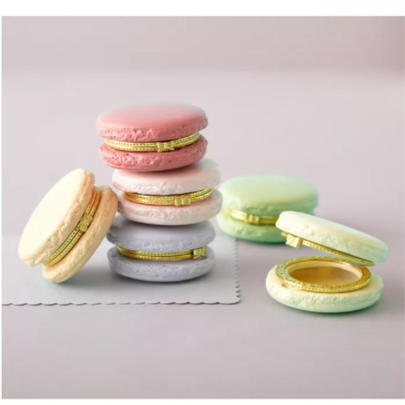 Macaron Ceramic Trinket Gift Box - Various Colors Available - Picture 4 of 15